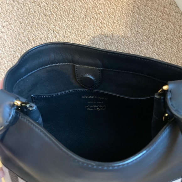 Authentic Burberry Bucket Bag - Picture 3 of 5